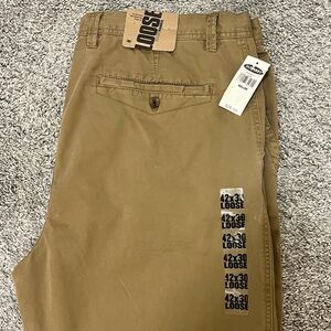 Old Navy loose fit tan khaki pants 42 x 30 men’s